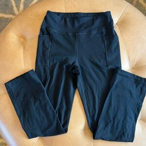 Sketchers Black Straight Leg Legging With Pockets - M